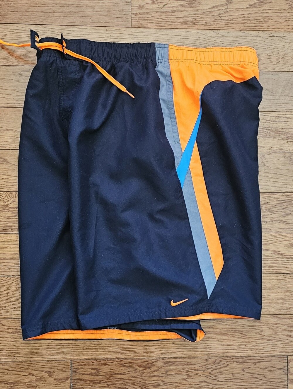 NIKE Flat Front Boardshorts Shorts Swim Trunks XXL Mesh lining 11" inseam